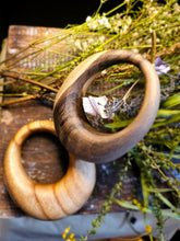 Load image into Gallery viewer, WOOD RINGS