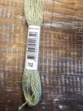 Load image into Gallery viewer, DMC Eco Darning/Mending Wool - 100% Organic Wool Naturally Dyed