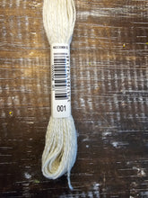 Load image into Gallery viewer, DMC Eco Darning/Mending Wool - 100% Organic Wool Naturally Dyed