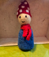 Load image into Gallery viewer, Dotty Gnome