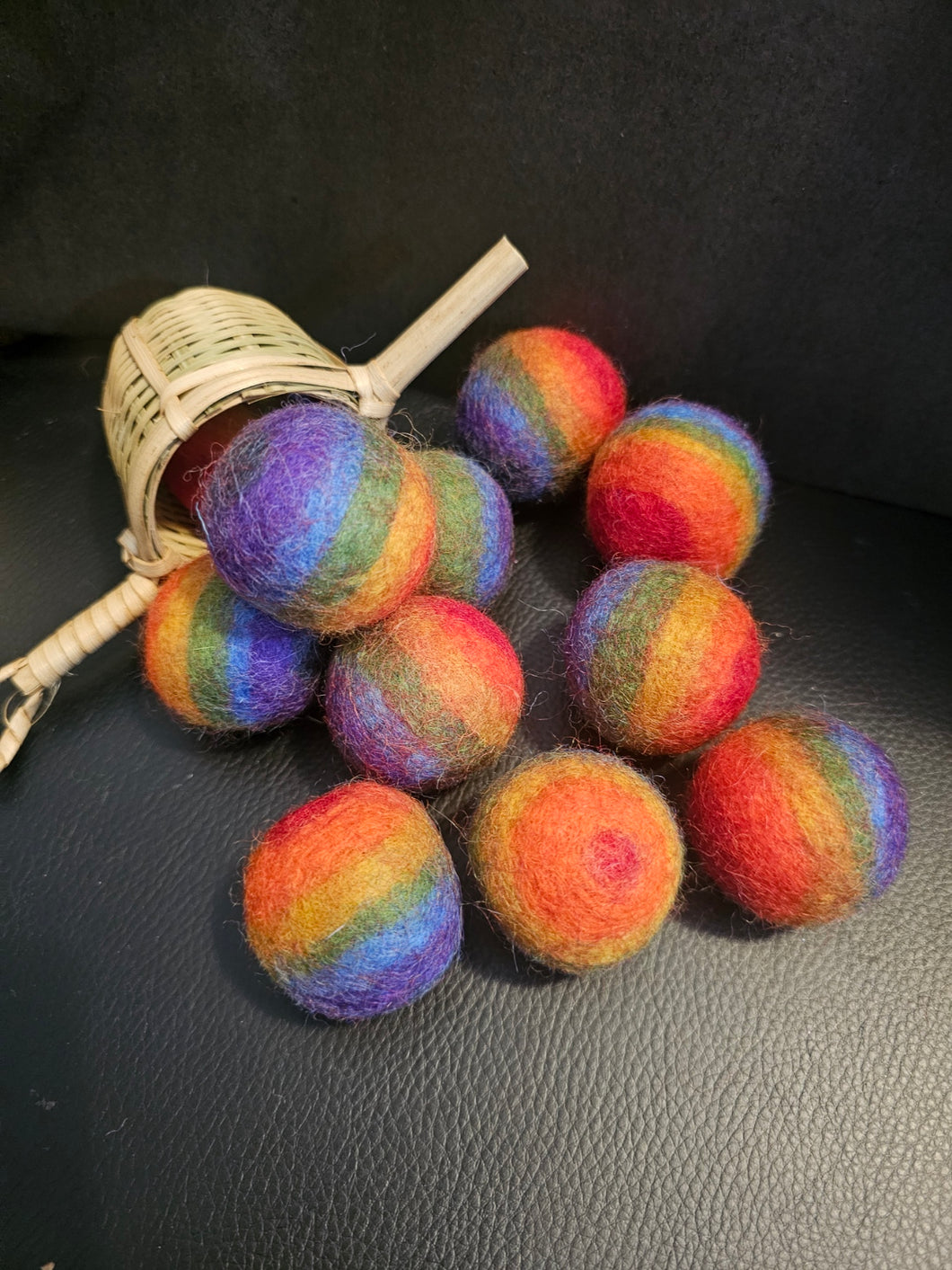 RAINBOW FELT BALLS (small)