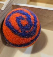 Load image into Gallery viewer, Large Felt Balls