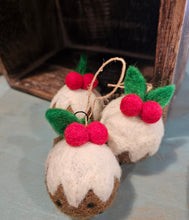 Load image into Gallery viewer, Hanging Plum Pudding