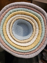 Load image into Gallery viewer, Felt Bowls