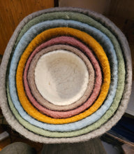 Load image into Gallery viewer, Felt Bowls
