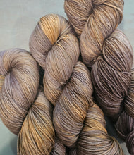 Load image into Gallery viewer, WOOLLY.D Sock 4ply