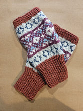 Load image into Gallery viewer, Short Fair Isle Mitts