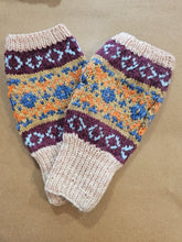 Load image into Gallery viewer, Short Fair Isle Mitts