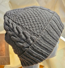 Load image into Gallery viewer, CABLE BEANIE