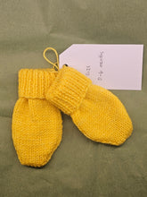 Load image into Gallery viewer, Wool Mittens (0-6months)