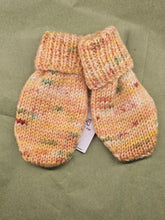 Load image into Gallery viewer, Wool Mittens (0-6months)
