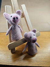 Load image into Gallery viewer, Finger Puppets