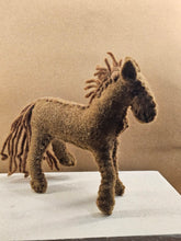 Load image into Gallery viewer, FELTED HAND STITCHED FARM ANIMALS