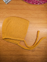 Load image into Gallery viewer, KNITTED BABY BONNET