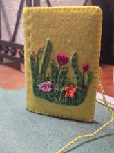Load image into Gallery viewer, Sewing Case