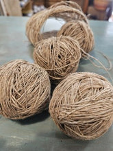 Load image into Gallery viewer, Nettle - Hand spun balls
