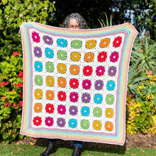 Load image into Gallery viewer, Granny Square Garden Book