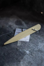 Load image into Gallery viewer, Merchant &amp; Mills Bamboo Point Turner