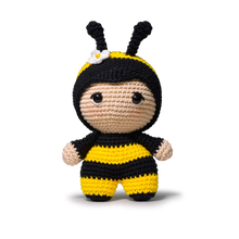 Load image into Gallery viewer, Amigurumi Crochet - Bumblebee