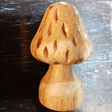 Load image into Gallery viewer, WOODEN MUSHROOMS